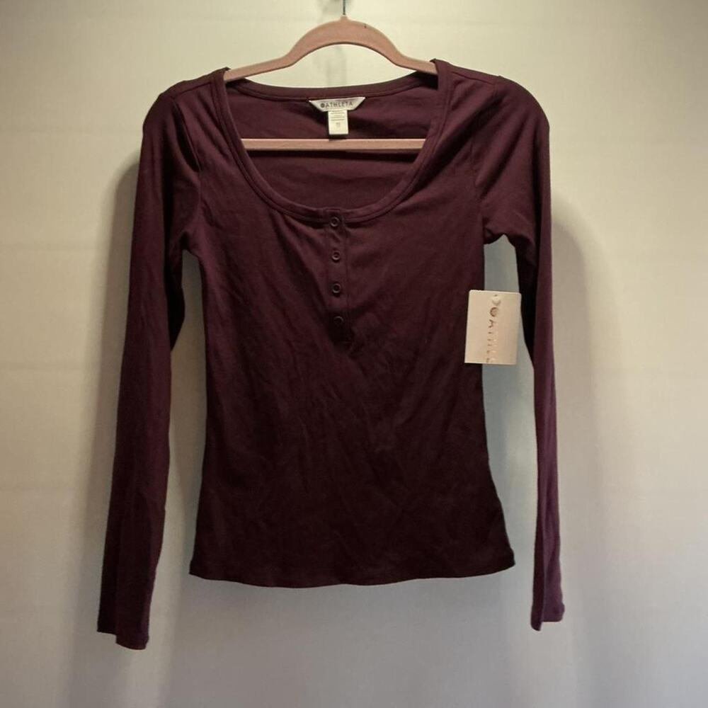 Athleta burgundy signature rib henley